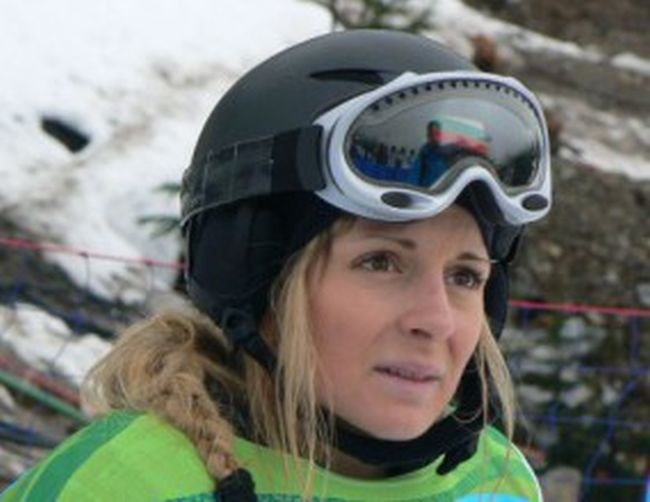 Александра Жекова втора в квалификацията във Вейсоназ