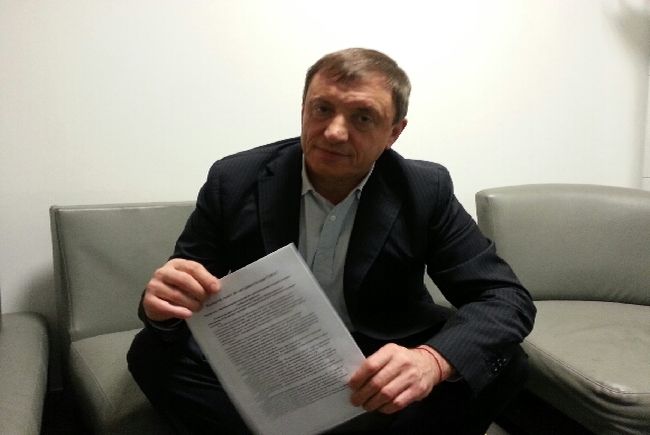 Алексей Петров щял да говори, ако не навреди на Лара