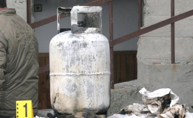 Взрив на газова бутилка за малко не уби семейство