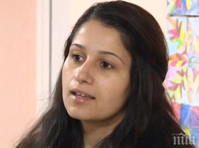 ШПИОНИ! Родителите на детето, обиждано с „отвратително говедо, ще ти оскубя косата!“, скрили микрофона в играчка