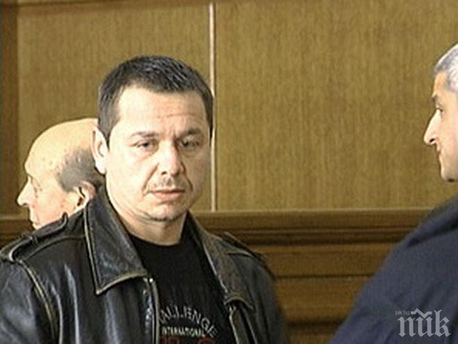 ЪНДЪРГРАУНД! Демби се прибра за Коледа