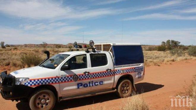 ЗЛОВЕЩО! Френска двойка спря за почивка край път в Австралия, луд нападна и закла мъжа