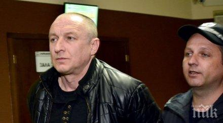 шокиращи разкрития митничарят дребчев застрелян упор килърът насочил пистолета