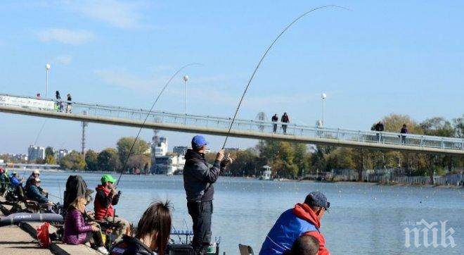 ЮРУШ НАВРЪХ НИКУЛДЕН! Отварят за риболов Гребния канал в Пловдив