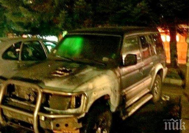 Джип изгоря като факла в Бургас