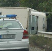 СМЪРТ НА ПЪТЯ! Кола нацели ТИР край Петрич, водачът загина