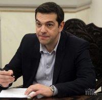 ЗА КОЛЕДА! Ципрас дава по 380 евро на пенсионерите в Гърция