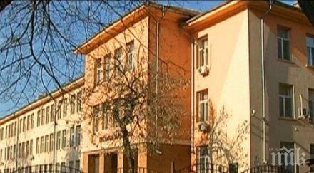 необяснима агресия майка нападна съученичка дъщеря