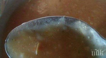 гнус родител показа какъв червей намерил храната дъщеря снимки