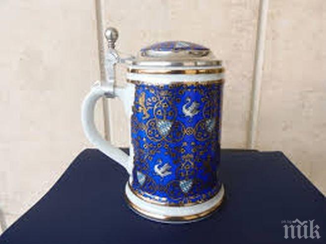 Граничен полицай брои 150 лв. за халбата на Борисов