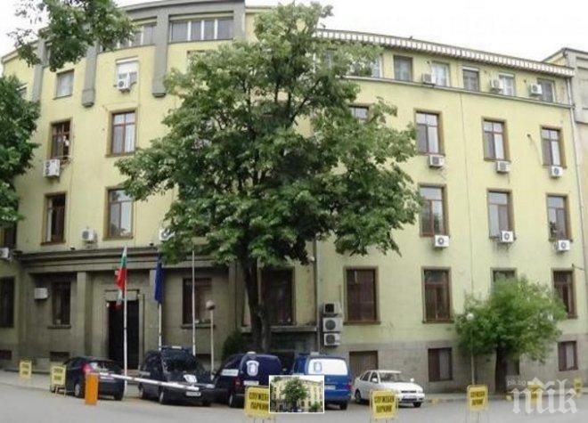 Следовател и прокурорка в хазартна хватка! Заснеха ги как залагат големи суми в казино