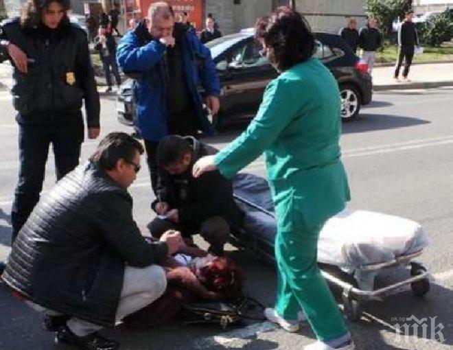 Тежък инцидент! Лъскав Мерцедес помете бургазлийка, пресичала на зелено