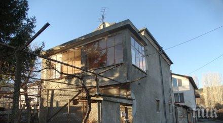 разследващи душат около социалната служба покрай смъртта майката сина дъщерята куклен