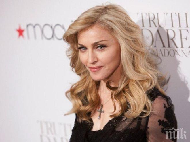Мадона стана Жена на годината на Билборд