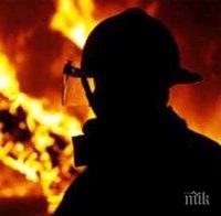 Мъж е пострадал при пожар в автосервиз в Пловдив

