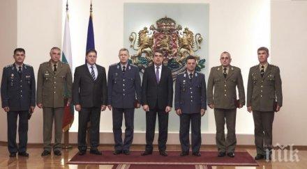 последно плевнелиев удостои висши офицерски звания военни армията