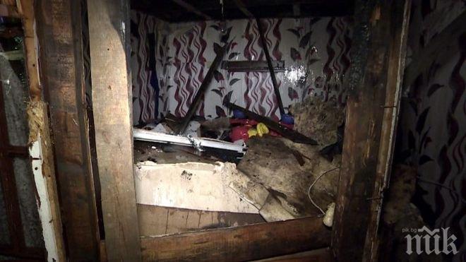 ИЗВЪНРЕДНО! Къща лумна като факел след неправилно палене на печка в столицата (видео)