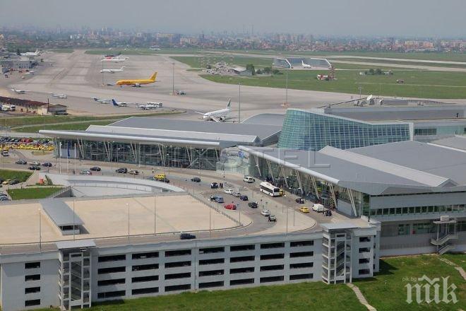 НЕБЕТО НИ Е ПРЕТЪПКАНО! Драстичен ръст на полетите от и за България