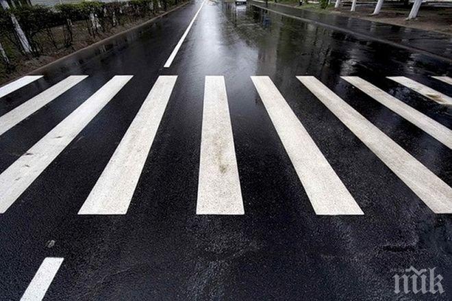 Шофьор блъсна пешеходец, закара го до болницата в мозъчна смърт и избяга