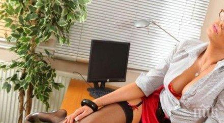 брутално годишен принуди момиче снима гола прати клипчето