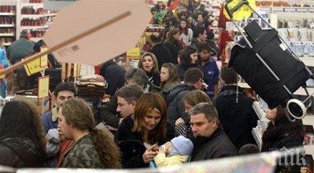 внимавайте удар кръста хитри търговци надуват цените намаленията