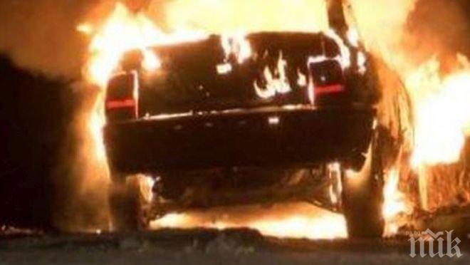 Джип пламна в движение като факла, по чудо няма жертви
