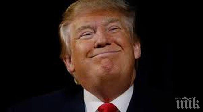 НЕ СИ ПОПЛЮВА! Тръмп нарече прессекретаря на Белия дом некадърно глупаво момче