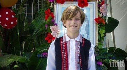 малкият внук симеон втори стана коледарче мароко снимки