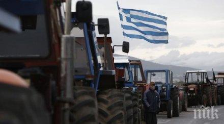 задава нова стачка гръцките фермери отново блокират пътищата