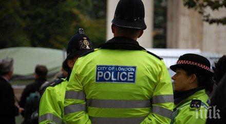 повече 200 командоси охраняват пазаруващите коледа великобритания