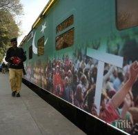 НОВАТОРСТВО! Коледен влак ще разпространява търпимостта в Пакистан