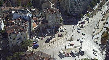 извънредно пик нещо лошо става центъра софия открит мъртъв човек площад македония районът отцепен видео