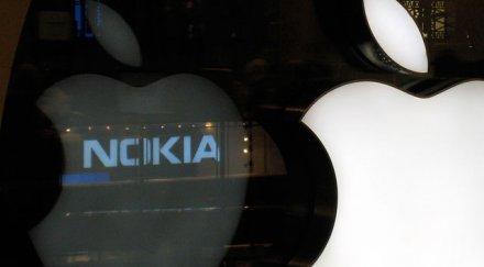 гиганти съда nokia съди apple