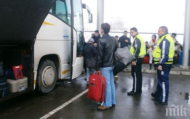 EКСКЛУЗИВНО В ПИК TV! Голямото изнасяне започна! Стотици хиляди българи тръгват на път за празниците 