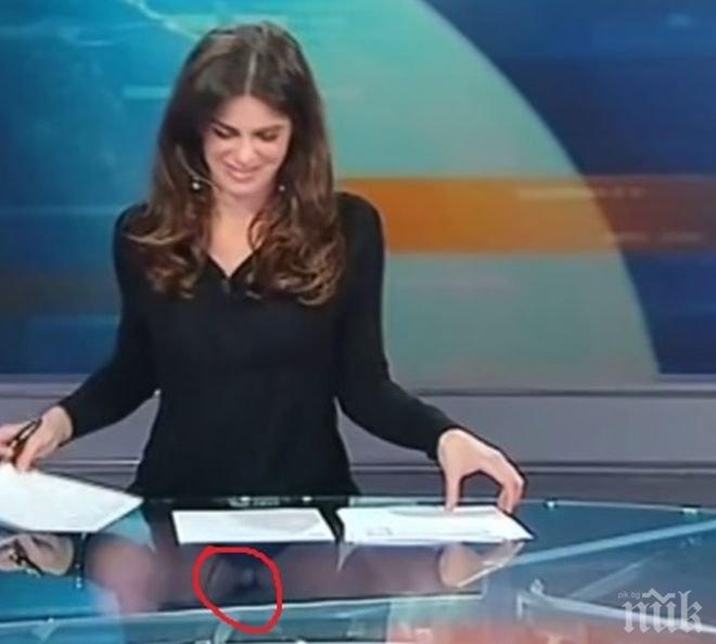 ЕФИРЪТ СЕ НАЖЕЖИ! Италианска новинарка изпоти зрителите - разкрачи се пред камерата с панорама към бикините (ВИДЕО)