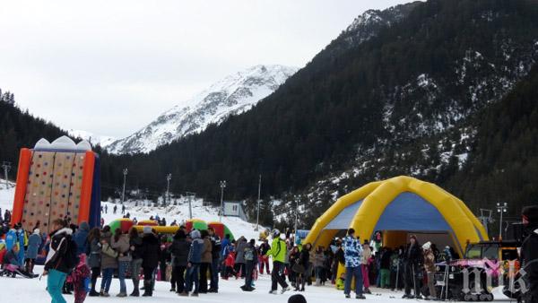 Данъчните налазиха Банско