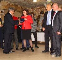 Борисов награди шефа на пожарната в Шумен за Хитрино и обяви: С такива момчeта като вас България няма от какво да се плаши