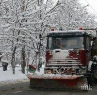 ПИК TV: Сняг вали и в Западна България, покривката в Ловеч е 70 см