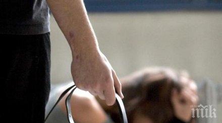 зверство годишен бабаит преби жената