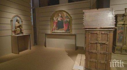 оцелели срутения град норча експонати изложба събиране средства