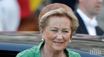 кралицата майка белгия болница фрактура деликатно