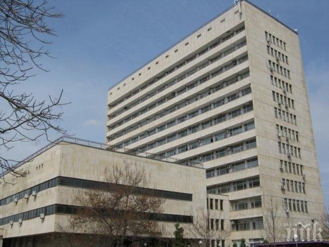 СКАНДАЛ! Шефът на РЗОК-Русе нахлул пиян за проверка в болницата