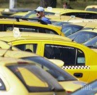 Празнично: Таксиджиите в Шумен отложиха протеста