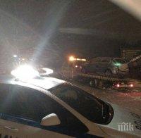 Извънредно! До минути вдигат барикадата край Айтос, няма да има евакуация