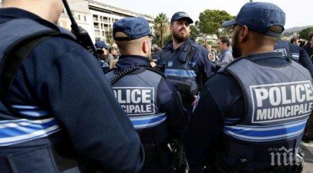 французите плащат данък терор подкрепа жертвите екстремистки атаки