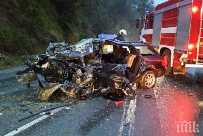 ИЗВЪНРЕДНО! Верижна катастрофа на магистрала Струма- две жени са пострадали 
