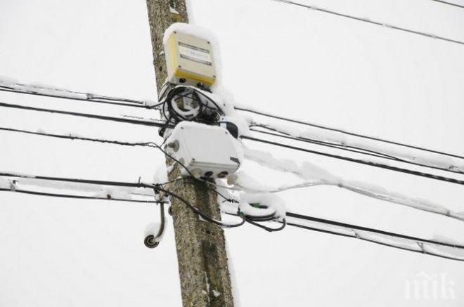 БЕДСТВИЕ! Няма ток във вилните зони на Сливен