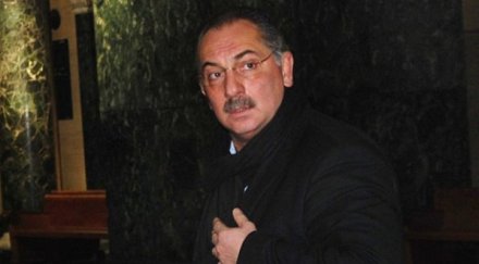 жертва наглите стана футболен директор