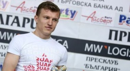 палач цска става българин