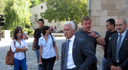 волен вече искал коалиция вмро